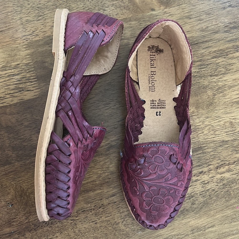 Huaraches - Picture 2 of 3